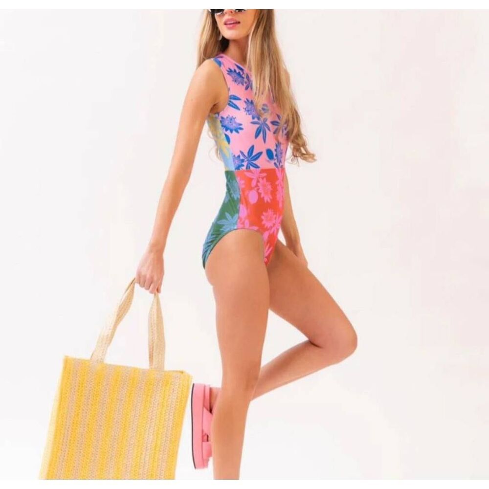 NWT Lime Ricki x Lars Passionfruit High-Neck One-Piece Swimsuit Sz M Colorblock